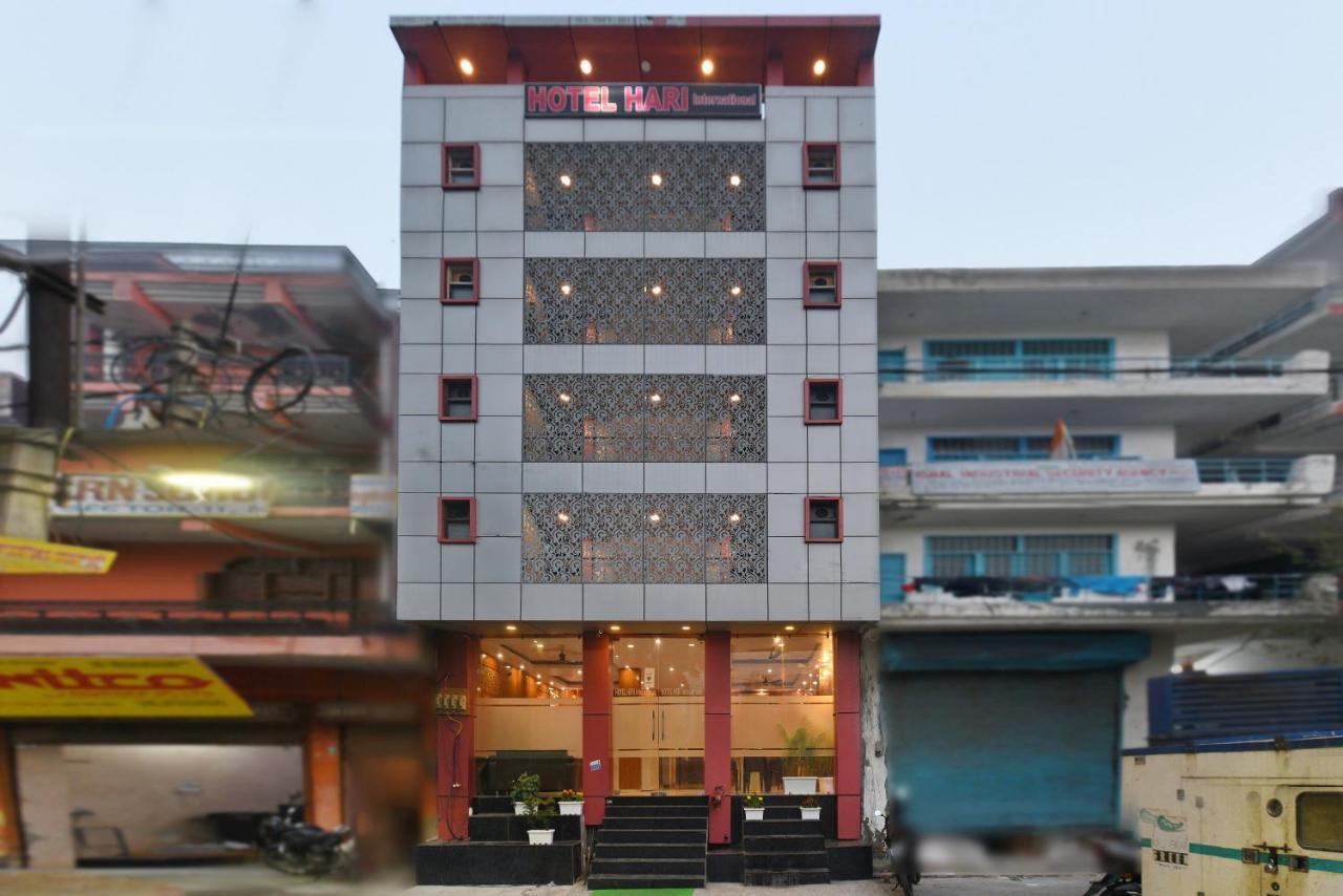 Hotel Hari International - Noida Sector 11 Zewnętrze zdjęcie
