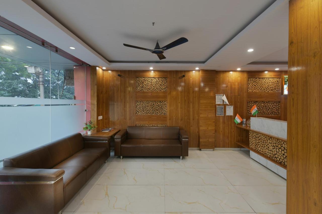 Hotel Hari International - Noida Sector 11 Zewnętrze zdjęcie