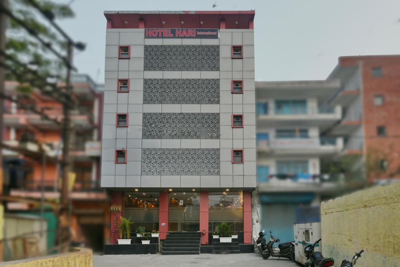 Hotel Hari International - Noida Sector 11 Zewnętrze zdjęcie